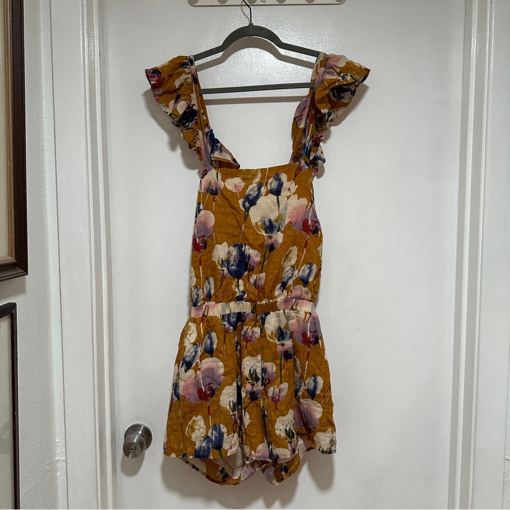 Lucca vibrant and ruffly jumper. NWT size Large